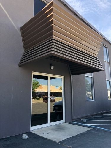 4361 Caterpillar Rd, Redding, CA 96003